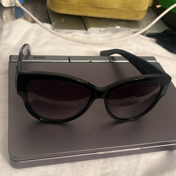 YSL sunglasses Saint Laurent Paris NWOT - Picture 9 of 10